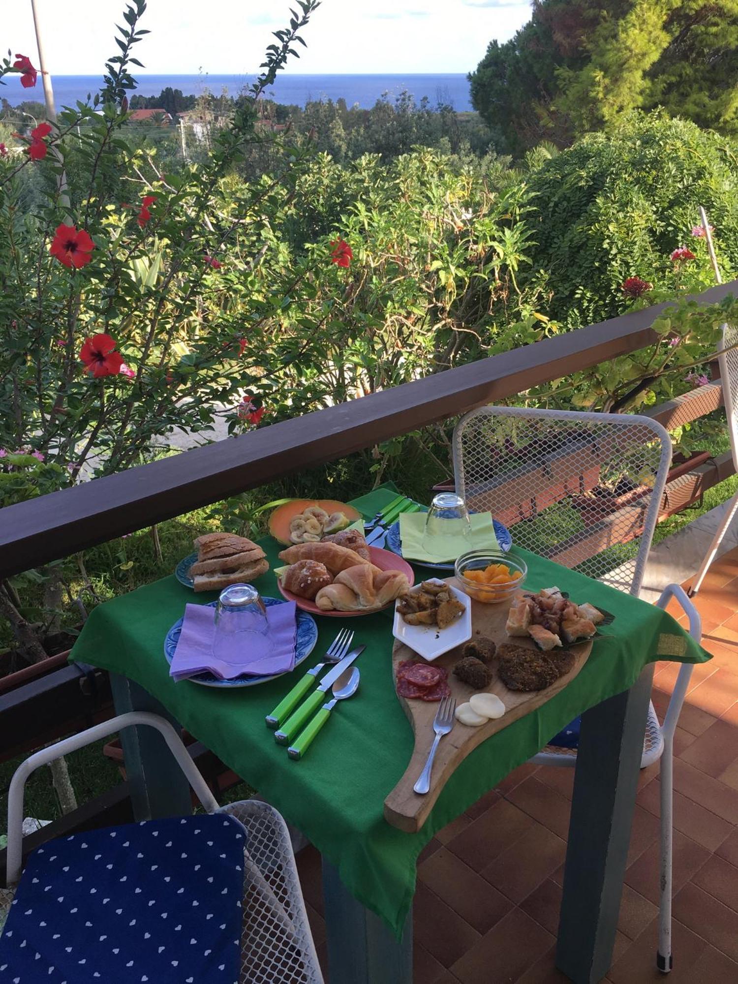 B&B A Casa Di Picci ซานตาโดเมนิกา ภายนอก รูปภาพ