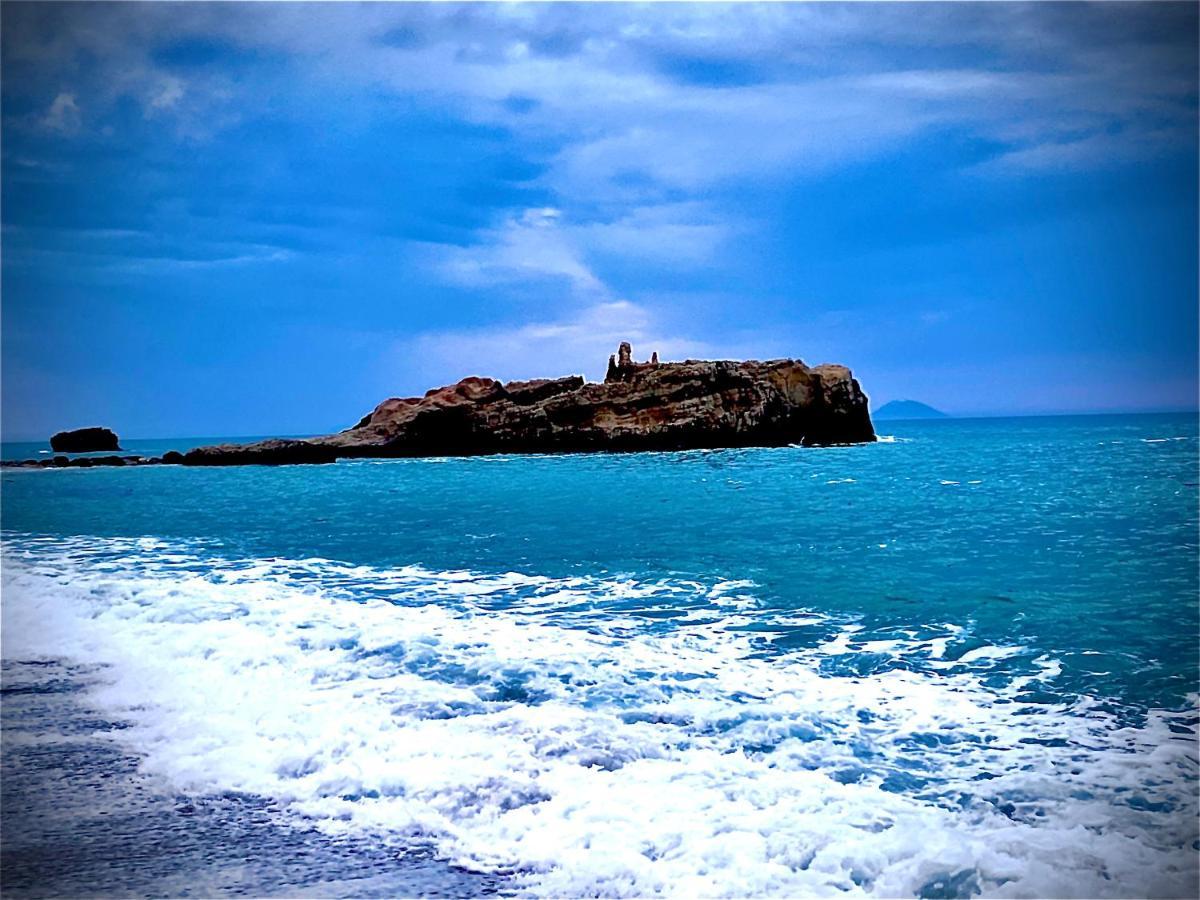 B&B A Casa Di Picci ซานตาโดเมนิกา ภายนอก รูปภาพ